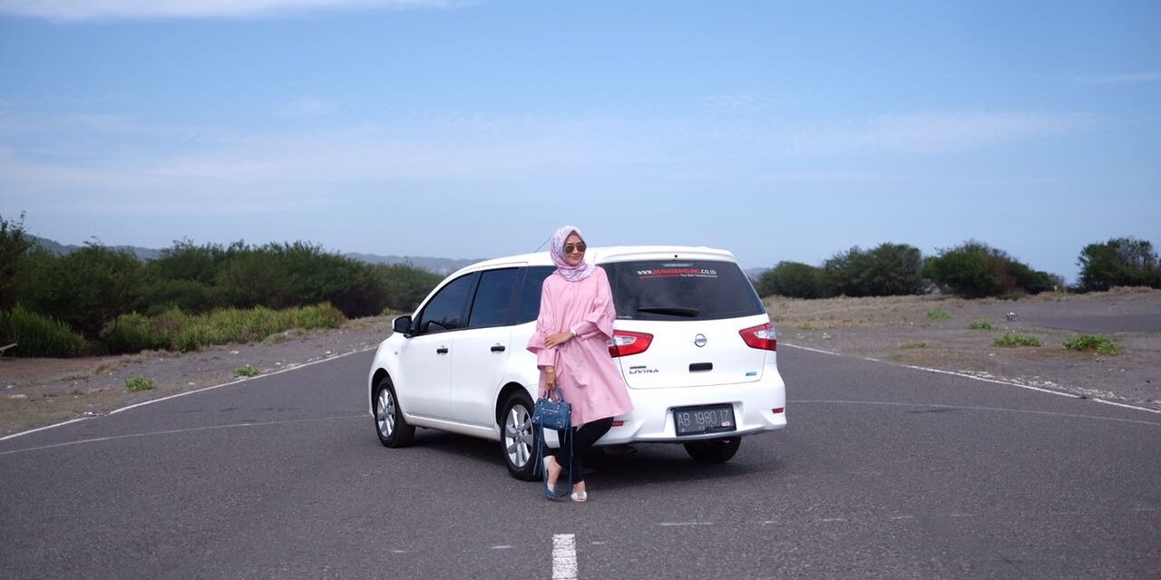 sewa mobil jogja dunia traveling