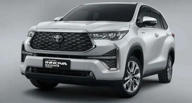 rental innova zenix